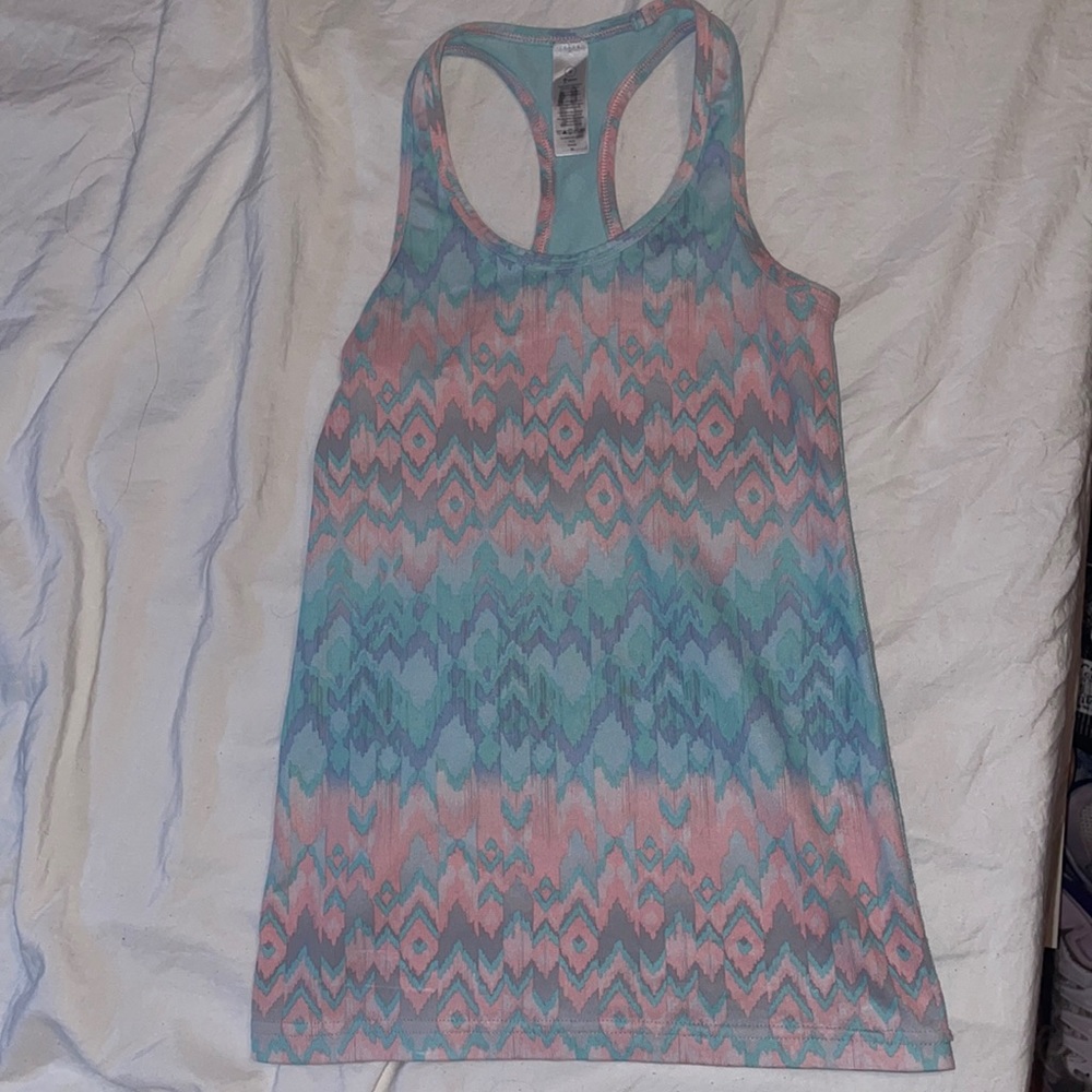 Pattern ivivva shirt